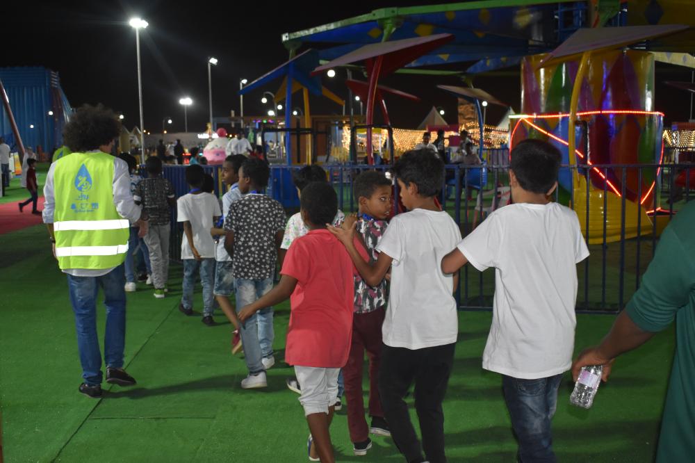 Rewa'a team brings 40 children to enjoy Aid Jeddah festival