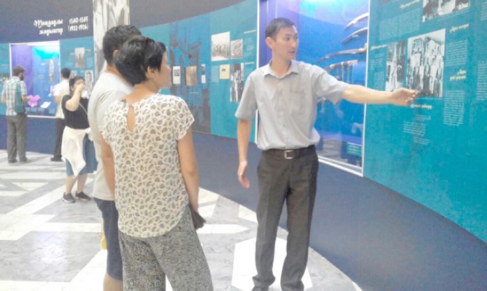 People flock to Al-Faisal exhibition in Kazakhstan