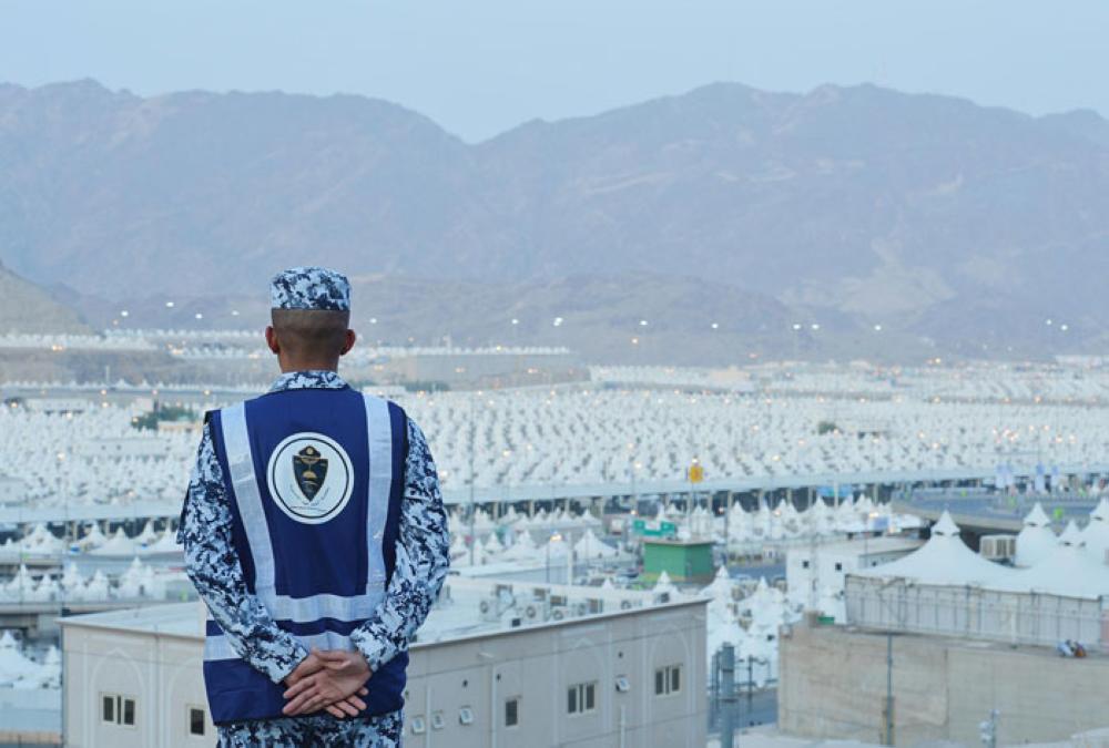 Pilgrims ascend to Mina at the start of the Haj rituals