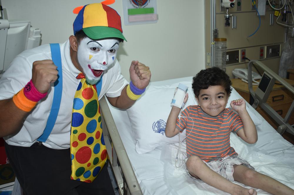 Rewa’a volunteers bring joy to ill infants at KAU hospital