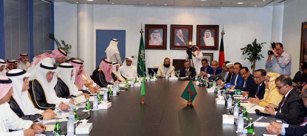 Prime Minister Sheikh Hasina met Saudi King Salman on 05 June 2016 at Al Salam Palace in Jeddah in June 2016