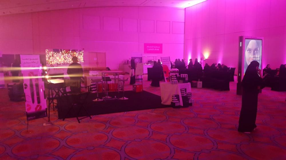 Glowork exhibition in Riyadh 
sharpens careers for women