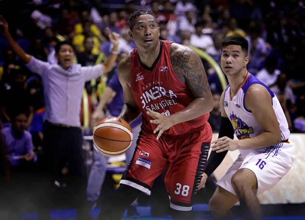 Ginebra takes 2-1 lead