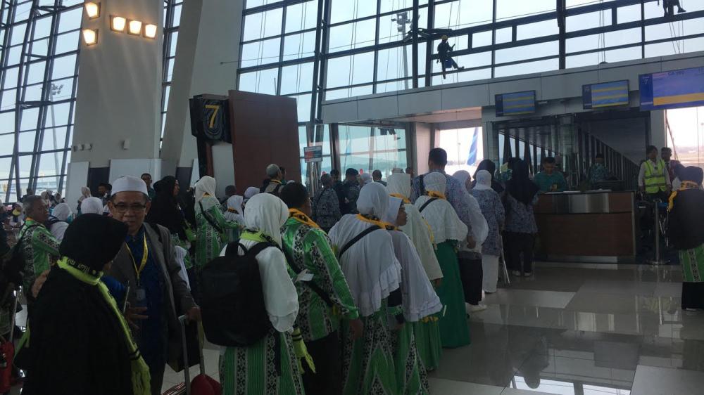 A million Indonesians to perform Umrah this season