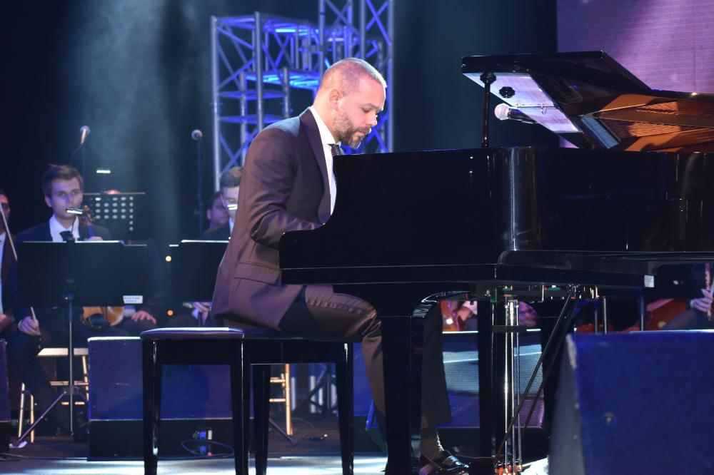 Lebanese musician Michel Fadel wows fans at KAEC