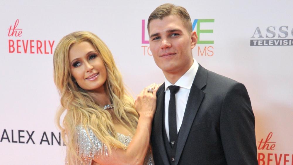 Paris Hilton and Chris Zylka.