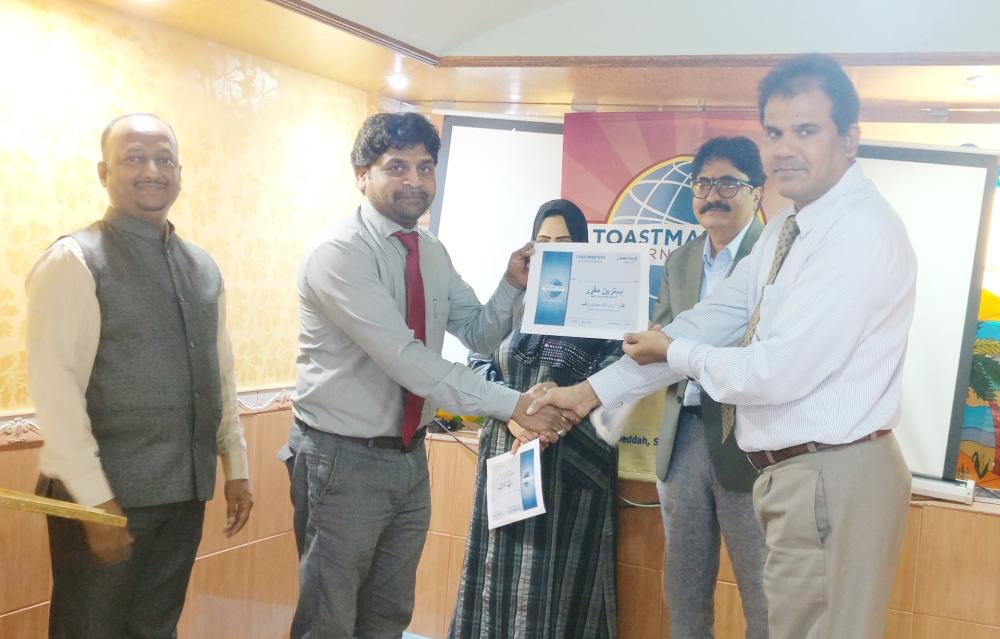 Urdu Toastmasters talk on justice in Izhaar Talk Masters meet