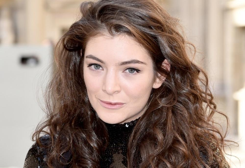 Lorde strikes the right chord