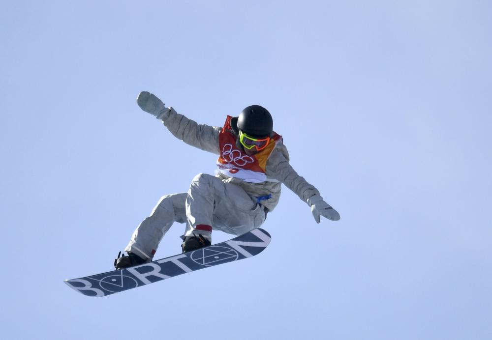 Redmond Gerard of the US poses on the podium during the medal ceremony for the snowboard men’s Slopestyle at the Pyeongchang Medals Plaza of the Winter Olympic Games Sunday. — AFP 