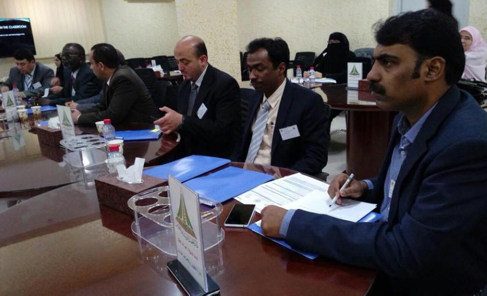 The plenary speaker, Dr. Othman Barnawi, managing director of Yanbu Technical Institute at the Royal Commission Colleges and Institutes, speaks at the mini conference in Riyadh. — Courtesy photos