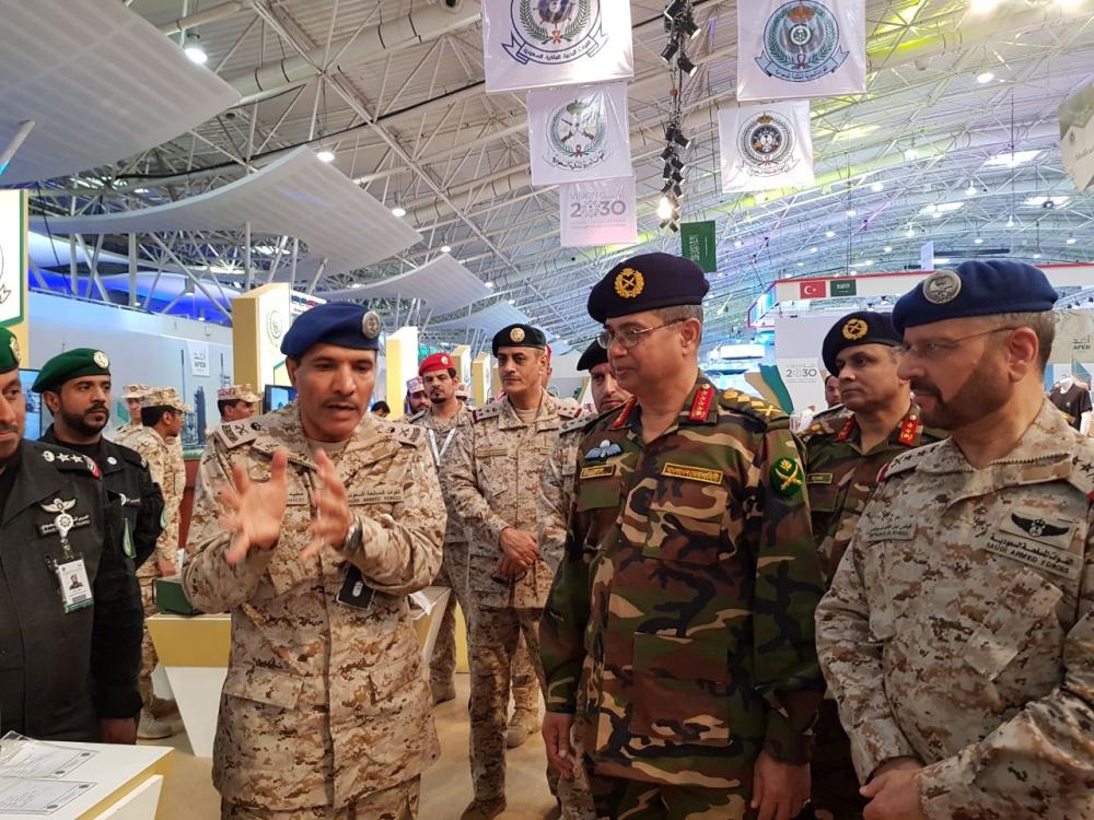 Armed Forces exhibit
evokes warm interest