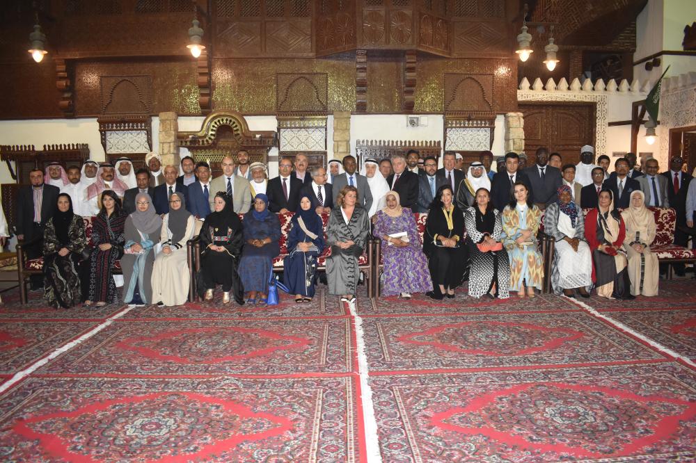 MOFA hosts diplomats, spouses at Al-Tayebat Museum