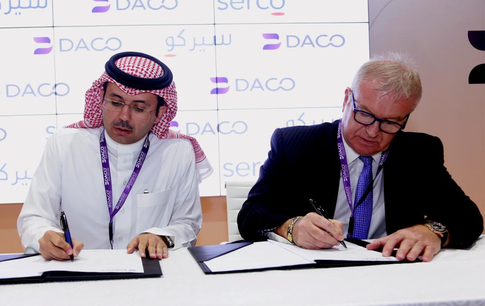 Turki Abdullah Al-Jawini (left), Chief Executive Officer of DACO, signs strategic agreements with Remo Brunschwiler, CEO, Vanderlande