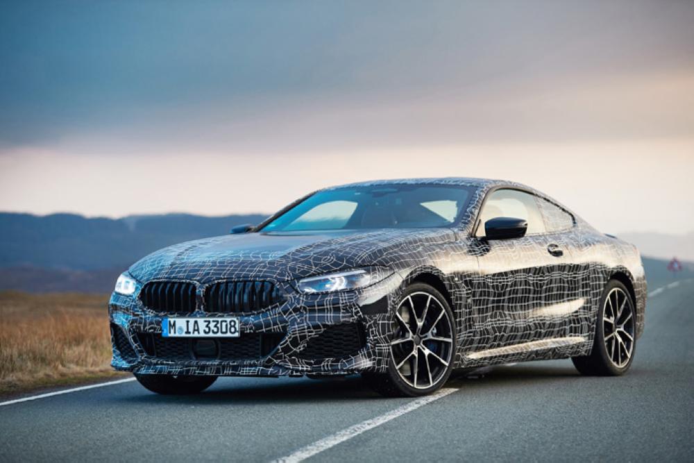 Eight-cylinder power unit being featured for the first time in the BMW M850i xDrive Coupe produces precisely the amount of torque and sonorous sound ideally suited for relaxed cruising

