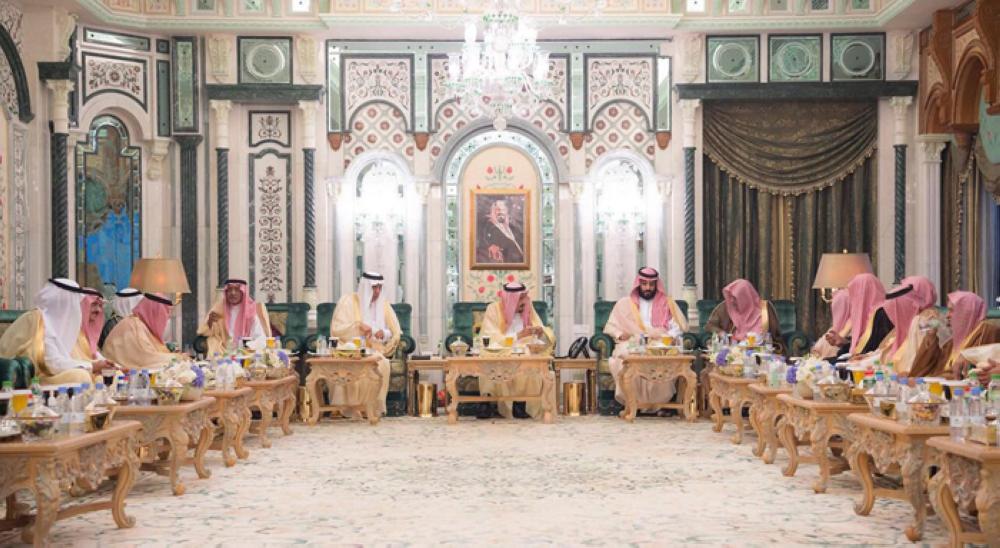 King, Crown Prince meet Haram imams