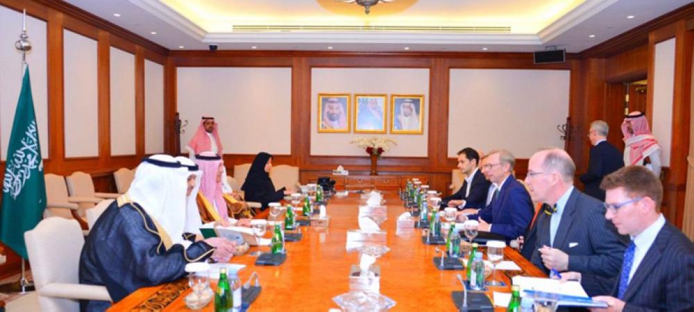 Al-Jubeir receives US Senior Policy Advisor Hook