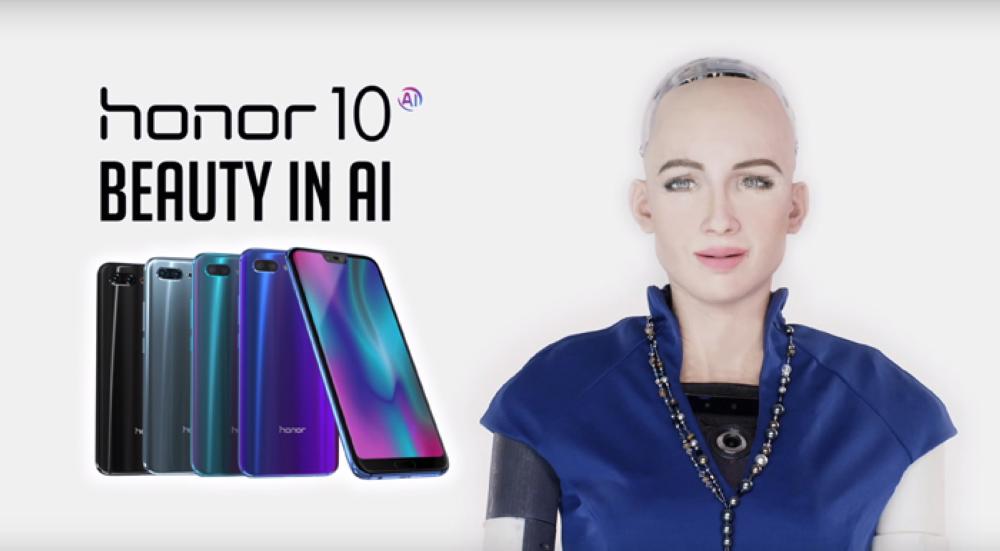 Artificial Intelligence in Gear: Honor gives Sophia her first smartphone