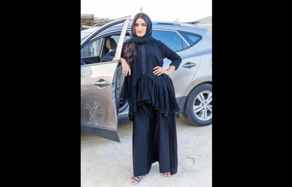 Driving abayas for comfortable journey