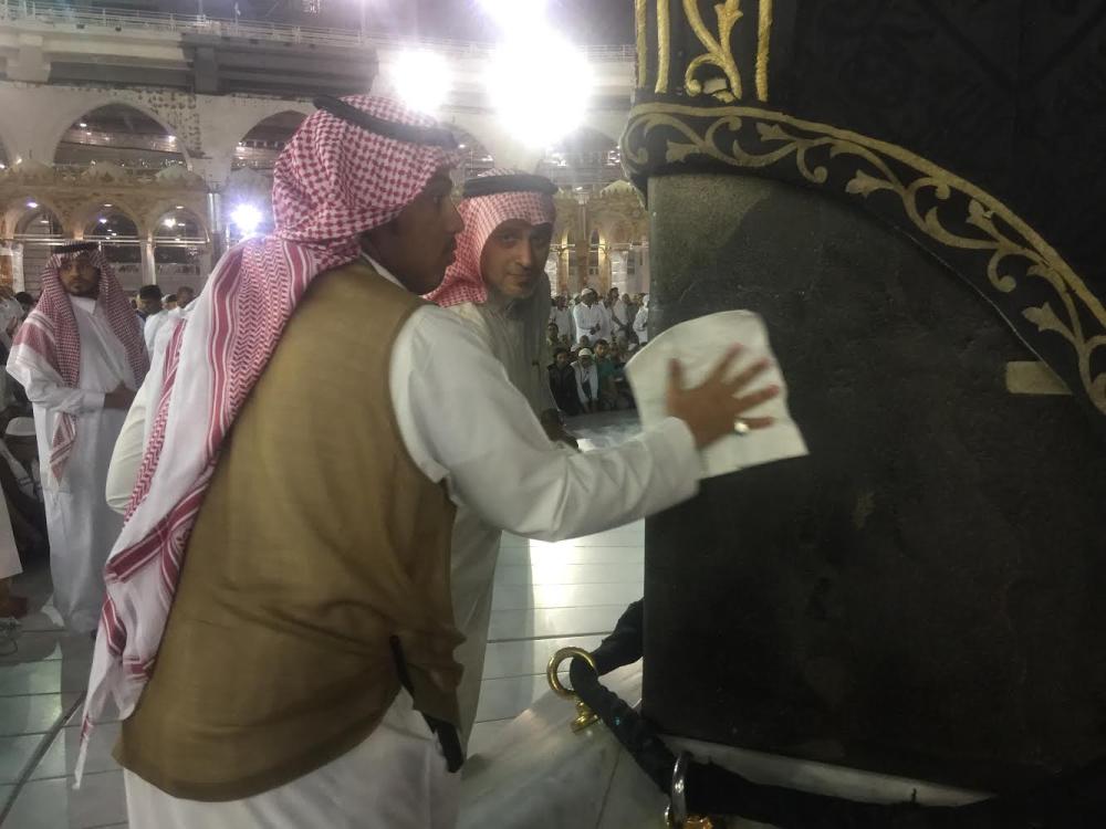 Area around Kaaba cleaned before each prayer call