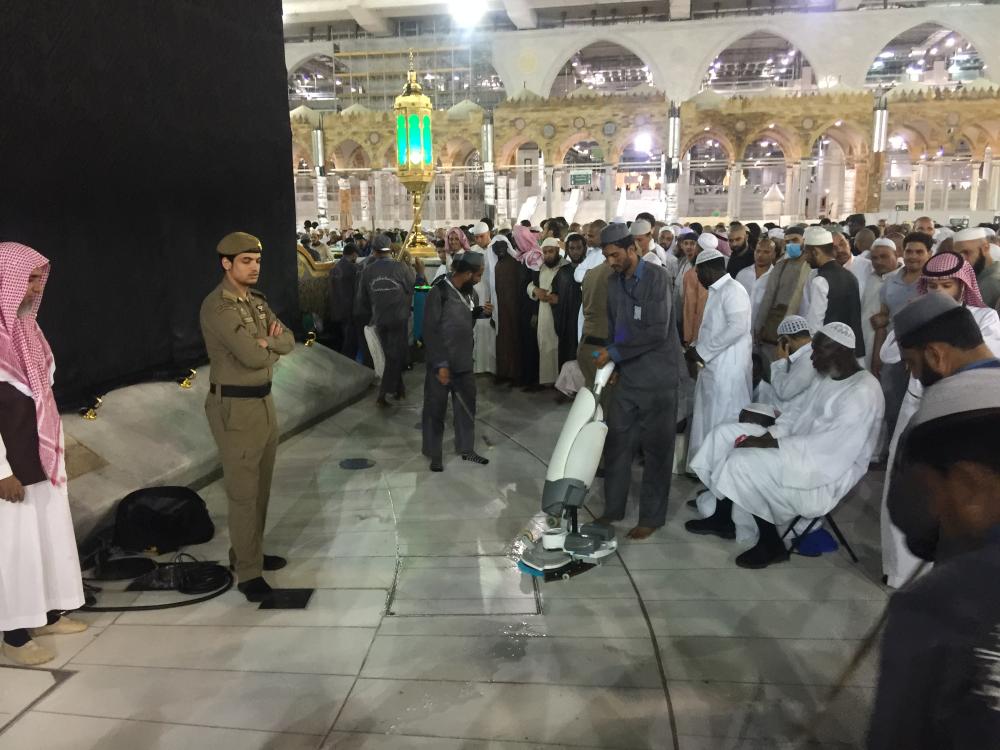 Area around Kaaba cleaned before each prayer call