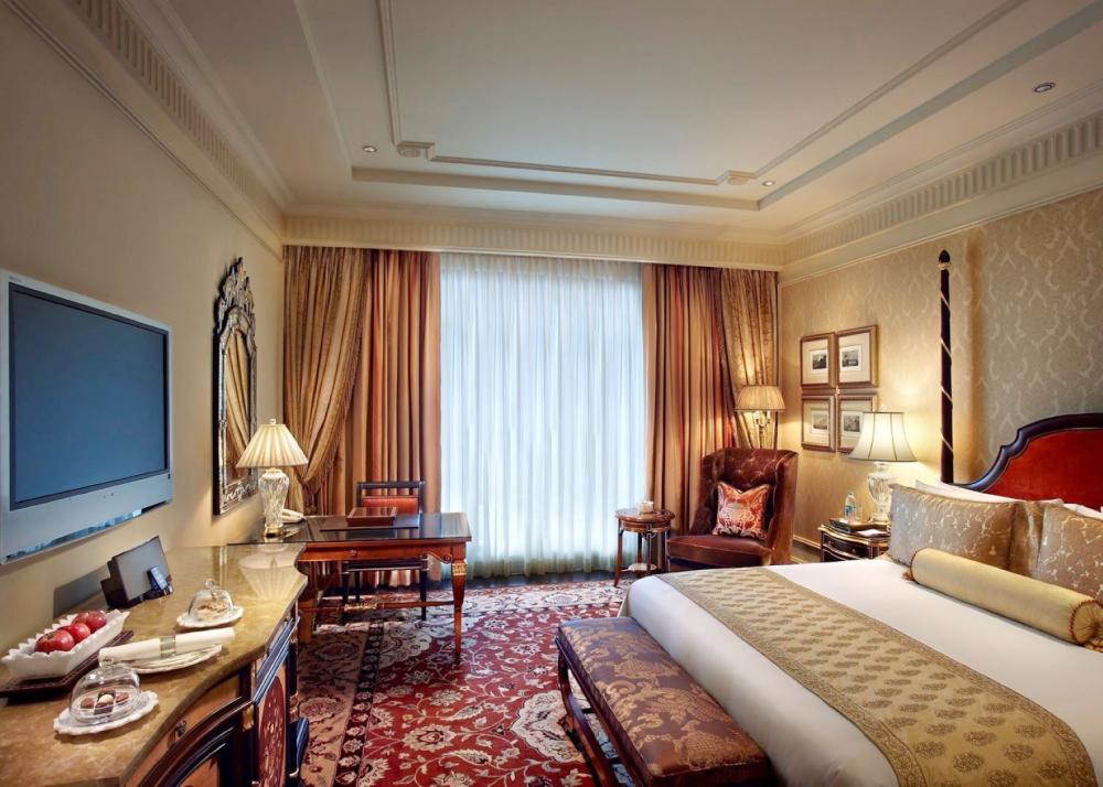 The Leela New Delhi- A Majestic City Palace