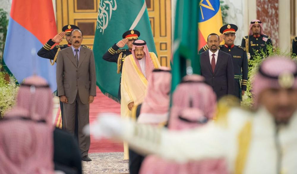 Custodian of the Two Holy Mosques King Salman, Eritrean President Isaias Afwerki (to the right of the King) and Ethiopian Prime Minister Abiy Ahmed Ali stand for a photo after the signing ceremony in Jeddah on Sunday. Crown Prince Muhammad Bin Salman, deputy premier and minister of defense, UN Secretary General Antonio Guterres and UAE Minister of Foreign and International Cooperation Sheikh Abdullah Bin Zayed Al-Nahayan are also seen in the photo. — SPA