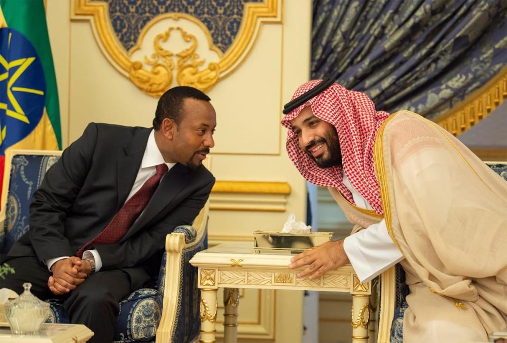 Custodian of the Two Holy Mosques King Salman, Eritrean President Isaias Afwerki (to the right of the King) and Ethiopian Prime Minister Abiy Ahmed Ali stand for a photo after the signing ceremony in Jeddah on Sunday. Crown Prince Muhammad Bin Salman, deputy premier and minister of defense, UN Secretary General Antonio Guterres and UAE Minister of Foreign and International Cooperation Sheikh Abdullah Bin Zayed Al-Nahayan are also seen in the photo. — SPA