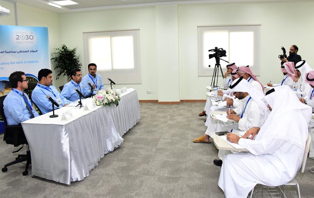 Vice President of the National Power Academy’s Trustees’ Council and Deputy Chairman of Saudi Aramco for Energy Systems Eng. Abdul Karim Al-Ghamdi and other officials addressing a press conference in Dammam on Tuesday on the occasion of receiving fresh batch of students in the Academy. — Okaz photo by Sami Al-Ghamdi
