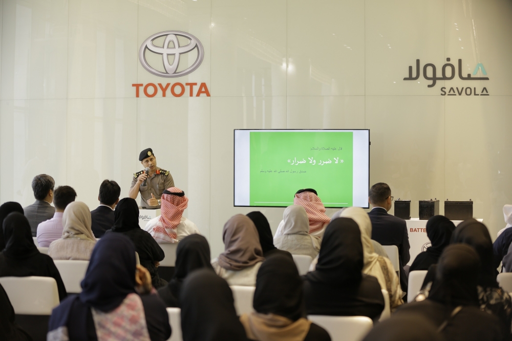



An official from the Jeddah Traffic Department discusses traffic rules and regulations in Saudi Arabia 