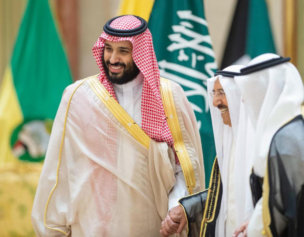 Kuwaiti Emir receives Crown Prince, hosts dinner banquet in his honor