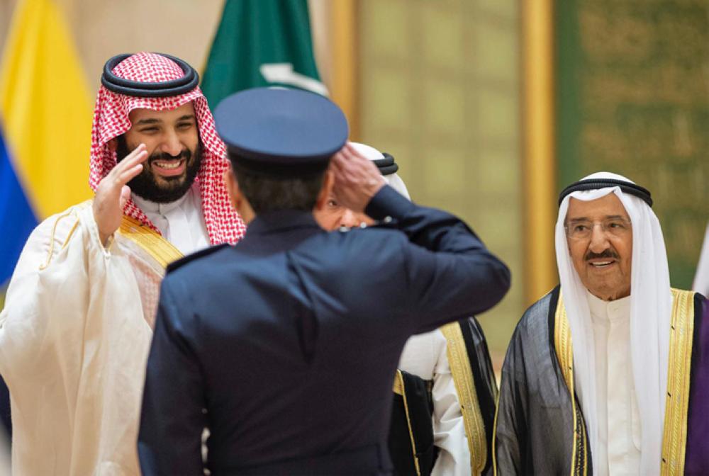 Kuwaiti Emir receives Crown Prince, hosts dinner banquet in his honor