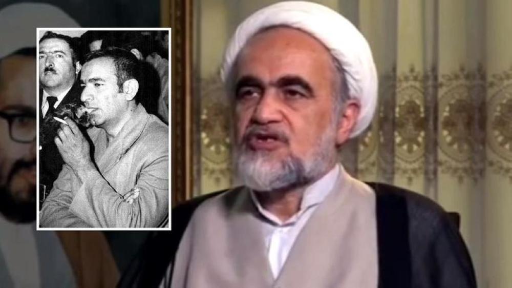 


Mullah Ahmed Montazeri, son of late Shiite cleric Hossein Ali Montazeri, details on Iranian TV how Mehdi Hashemi (inset), who was at that time a senior official in the Revolutionary Guards, hid explosives in the bags of 100 Iranian pilgrims without their knowledge.
