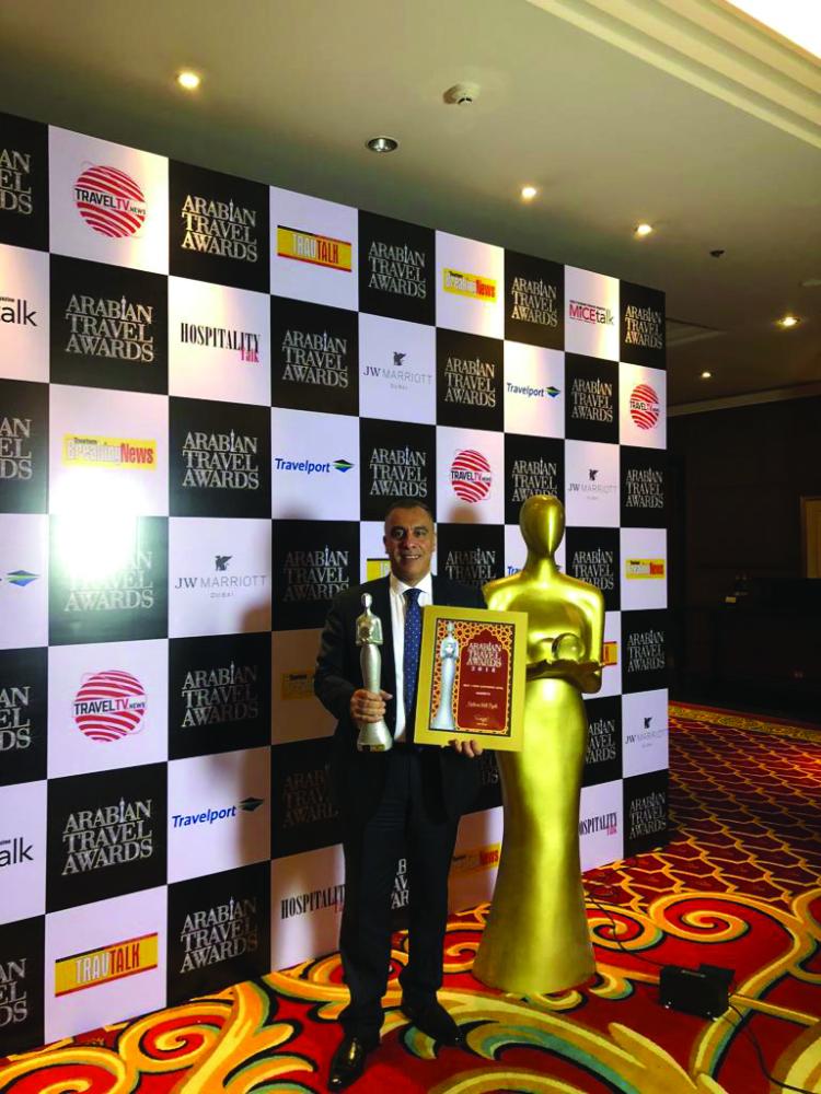 



General manager Ayman M. Sallam of Copthorne Hotel Riyadh 
accepts the award