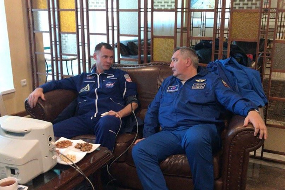 Russia’s Soyuz MS-10 spacecraft carrying the members of the International Space Station (ISS) expedition 57/58, Russian cosmonaut Alexey Ovchinin and NASA astronaut Nick Hague, blasts off to the ISS from the launch pad at the Russian-leased Baikonur cosmodrome in Baikonur, Kazakhstan, on Thursday. — AFP