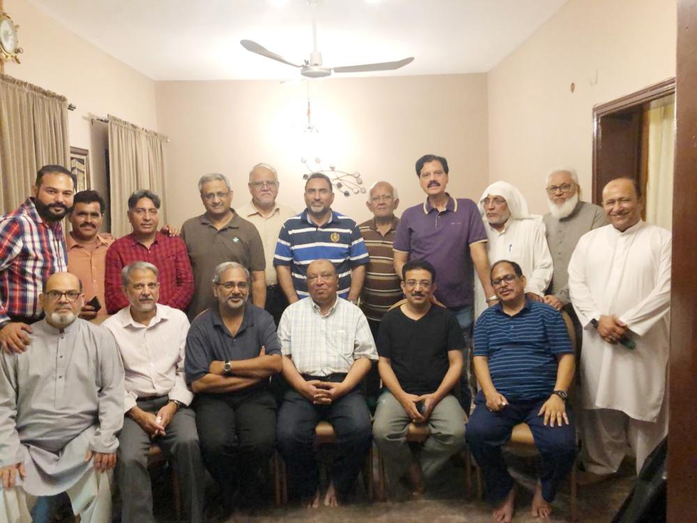 Group Photo of the participants with Absar Syed, sitting 4th from left.