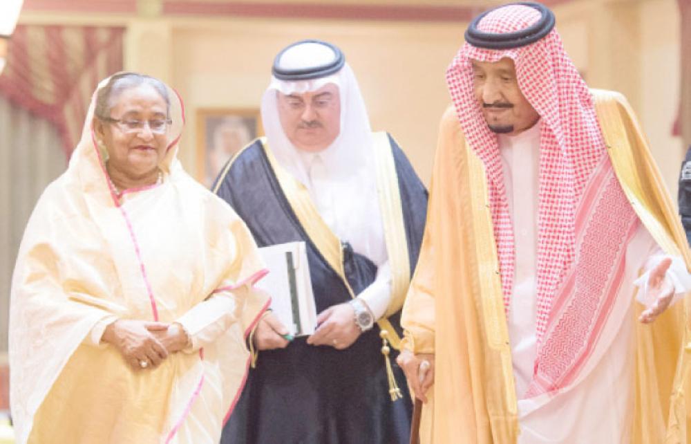 King meets Bangladesh PM Hasina