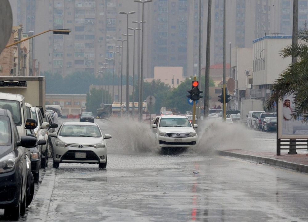 Heavy rain inundated streets in the low-lying areas of old Dammam and Al-Khobar on Monday.