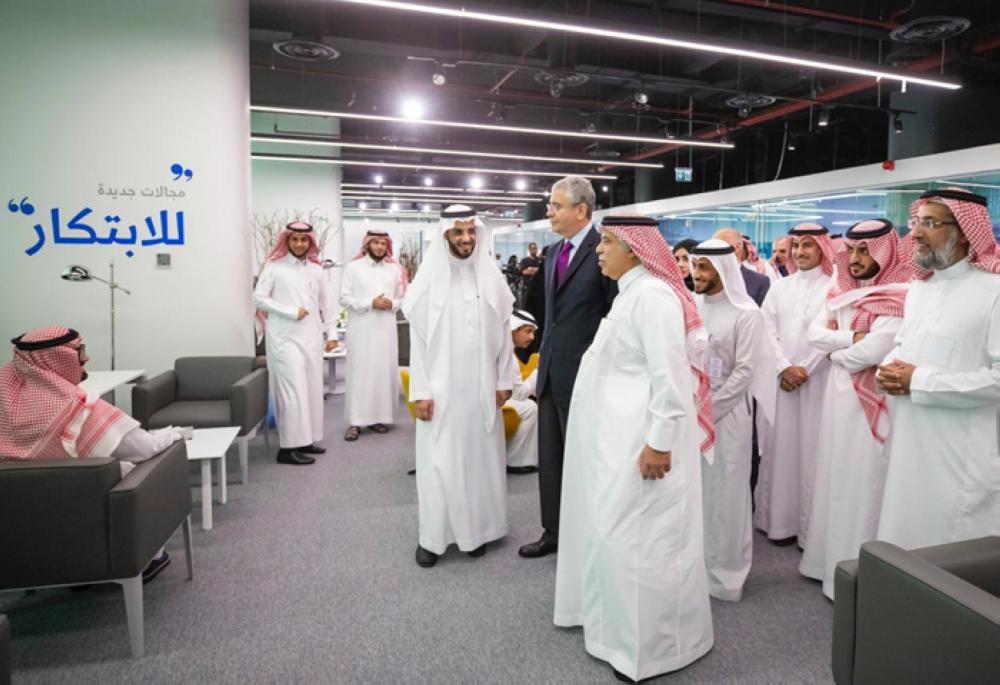 Minister of Commerce and Investment and Chairman of the Board of Directors of the General Authority for Small and Medium Enterprises (Munshiaat) Dr. Majid Al-Qasabi inaugurates the first center for supporting and empowering the SMEs sector in Riyadh on Saturday. — SPA 