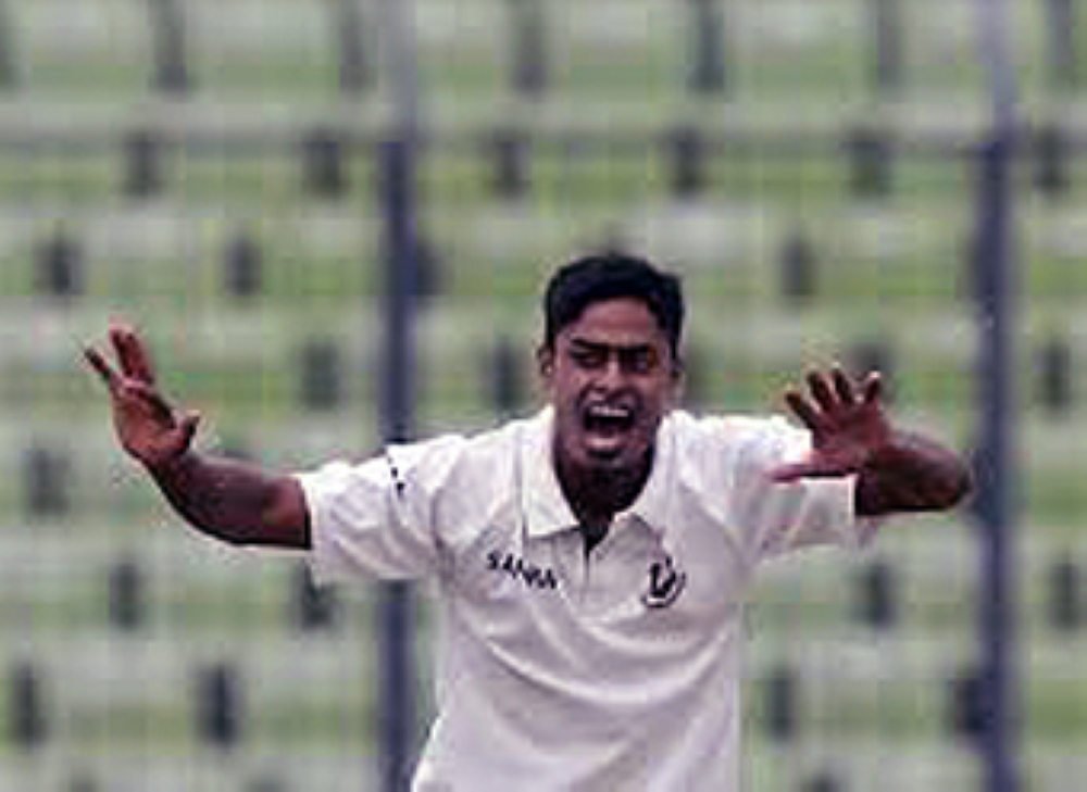 


Left-arm spinner Taijul Islam, seen in this file photo, claimed his third consecutive five-wicket haul on Tuesday to put Bangladesh in command in the second Test against Zimbabwe in Dhaka.