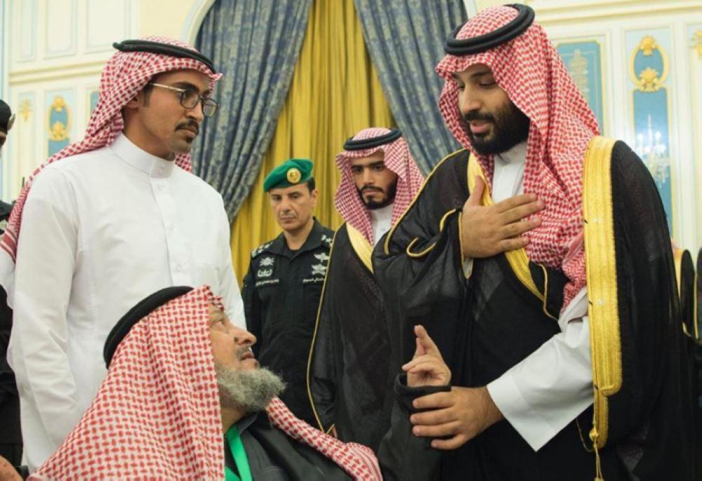  Crown Prince Muhammad Bin Salman, deputy premier and minister of defense, meets family members of servicemen killed in the line of duty during a meeting in Riyadh on Tuesday evening. — SPA