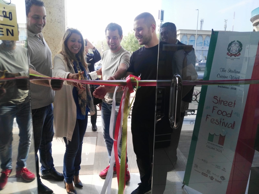 



Consul General of Italy Ms. Elisibert Martini cuts the ceremonial ribbon during the opening of the Italian Food Week at Lallo Restaurant Jeddah