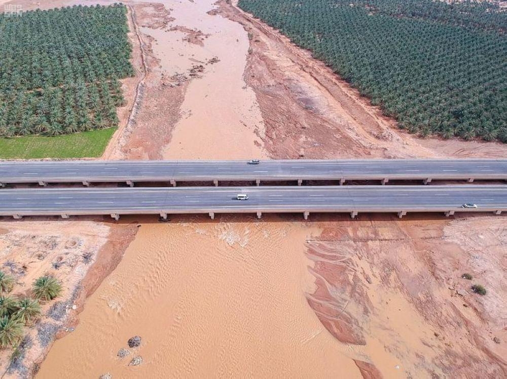 


The Rummah valley is one of the most important natural phenomena in Saudi Arabia.