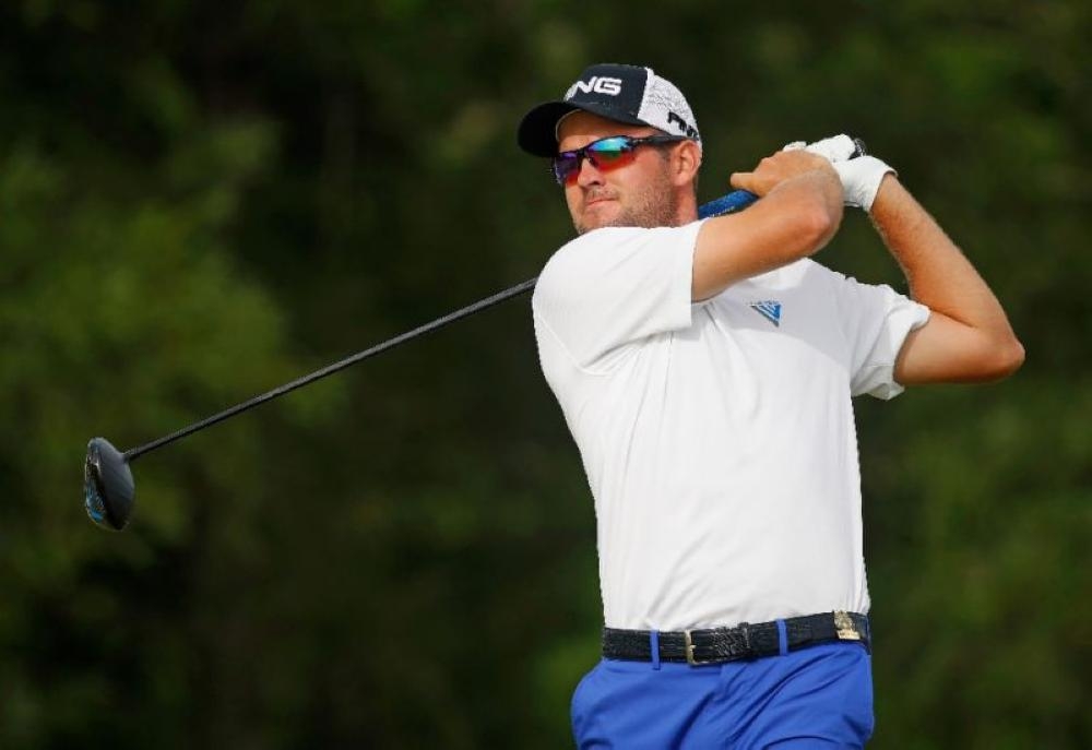 South African Oliver Bekker fired a six-under-par 66 in the first round to lead the Alfred Dunhill Championship. — AFP 