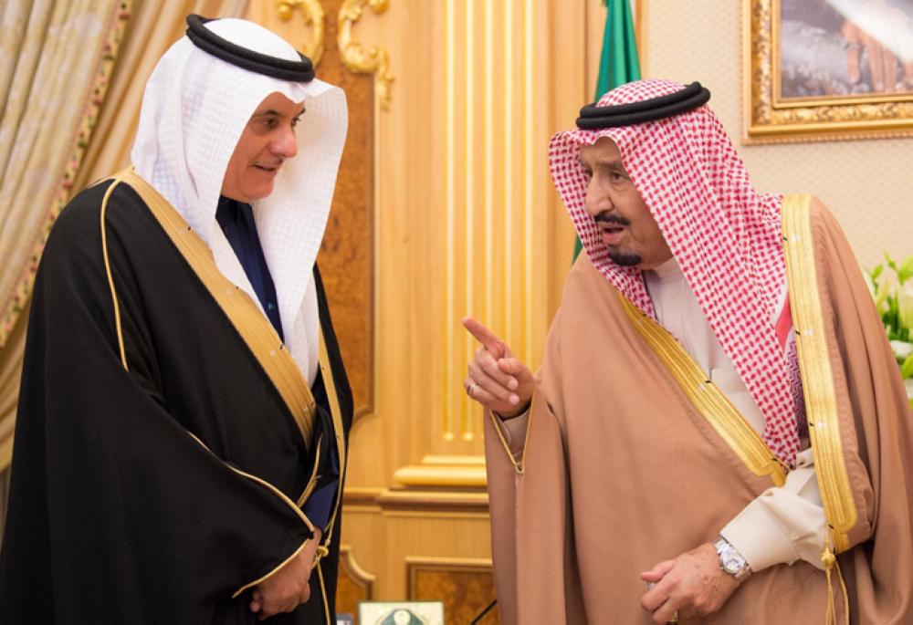 Custodian of the Two Holy Mosques King Salman speaks to Minister of Environment, Water and Agriculture Abdulrahman Al-Fadli during the launch of the Sustainable Rural Agricultural Development Program at Al-Yamamah Palace in Riyadh on Wednesday. — SPA