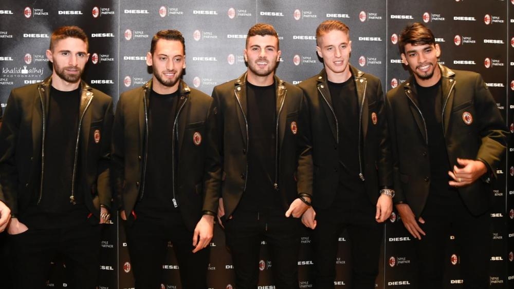 



AC Milan players visit Diesel Tahlia store
