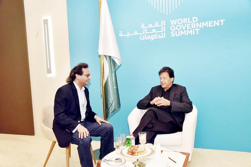 Pakistani Prime Minister Imran Khan in conversation with Jameel Altheyabi, Editor-in-Chief of Okaz & General Supervisor of Saudi Gazette Editorial. — Okaz/SG photo