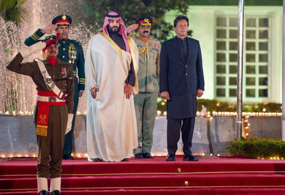 Crown Prince, Pakistan PM oversee signing of pacts worth $20 billion
