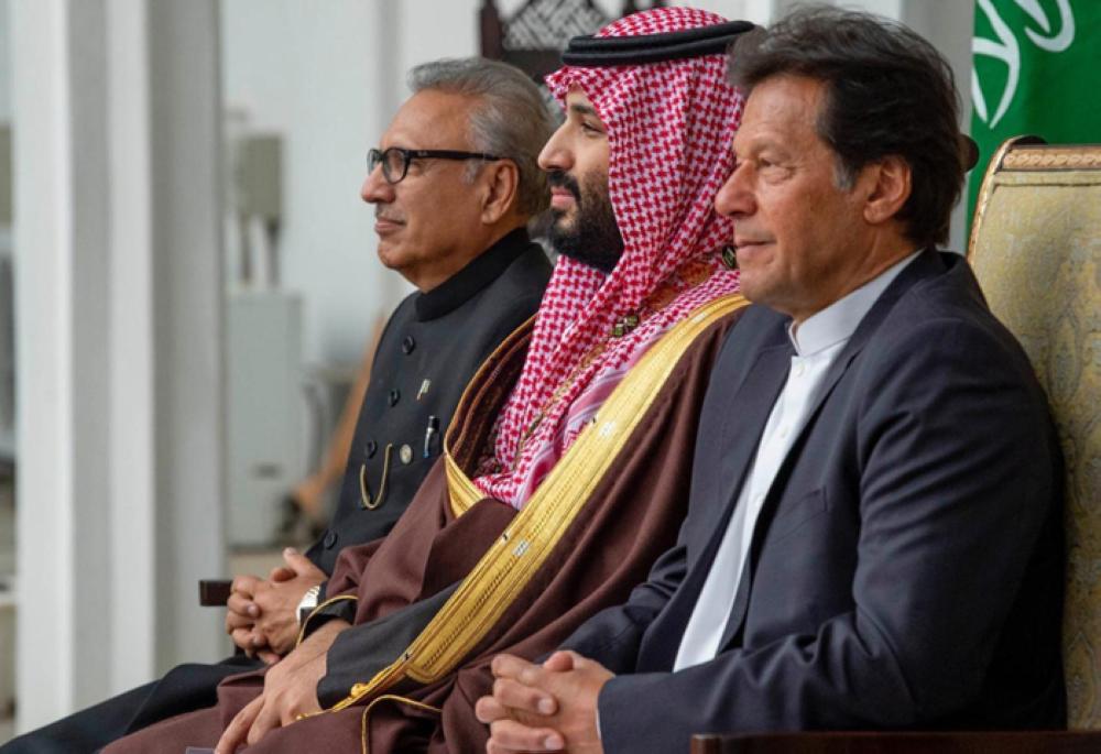Crown Prince Muhammad Bin Salman with President Arif Alvi and Prime Minister Imran Khan at the President House in Islamabad on Monday. — SPA