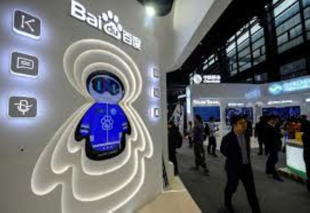 Leading Chinese internet search provider Baidu has announced a 50 percent plunge in net profit for the fourth quarter but revenue beat expectations on growth in its core search business and a push into artificial intelligence (AI).