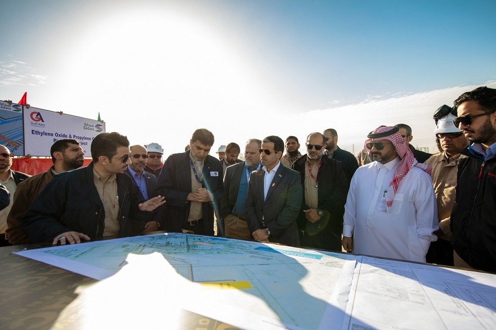 Members pose during the Sadara EO-PO Pipeline Groundbreaking event. — Courtesy photos.